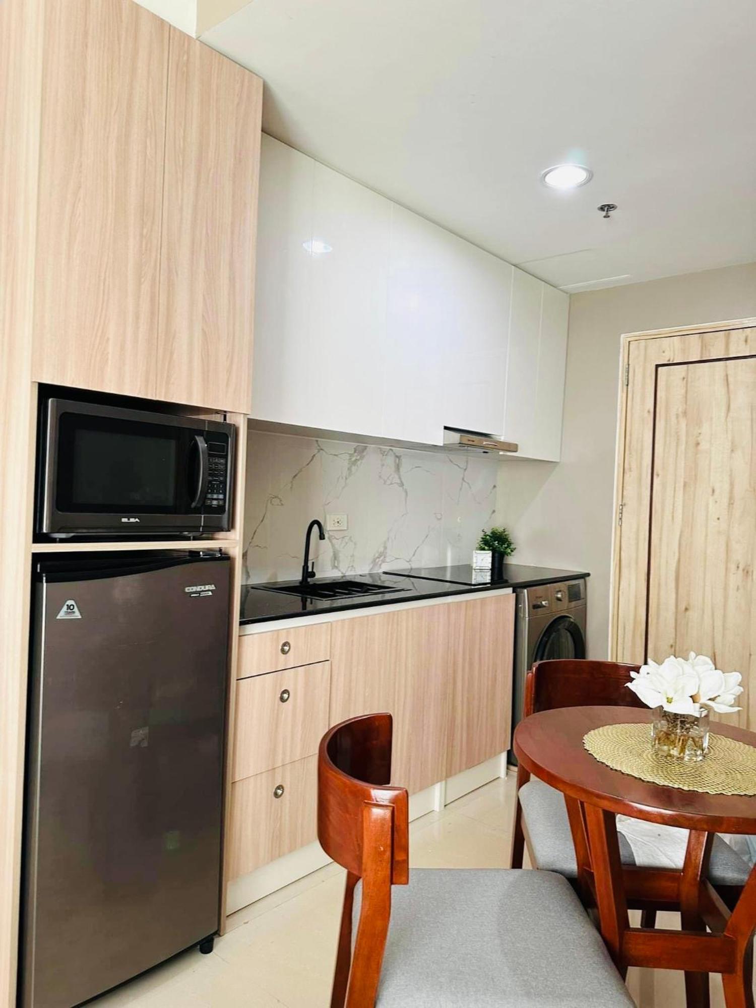 Aparthotel Inspiria Abreeza Davao Stadt Exterior foto